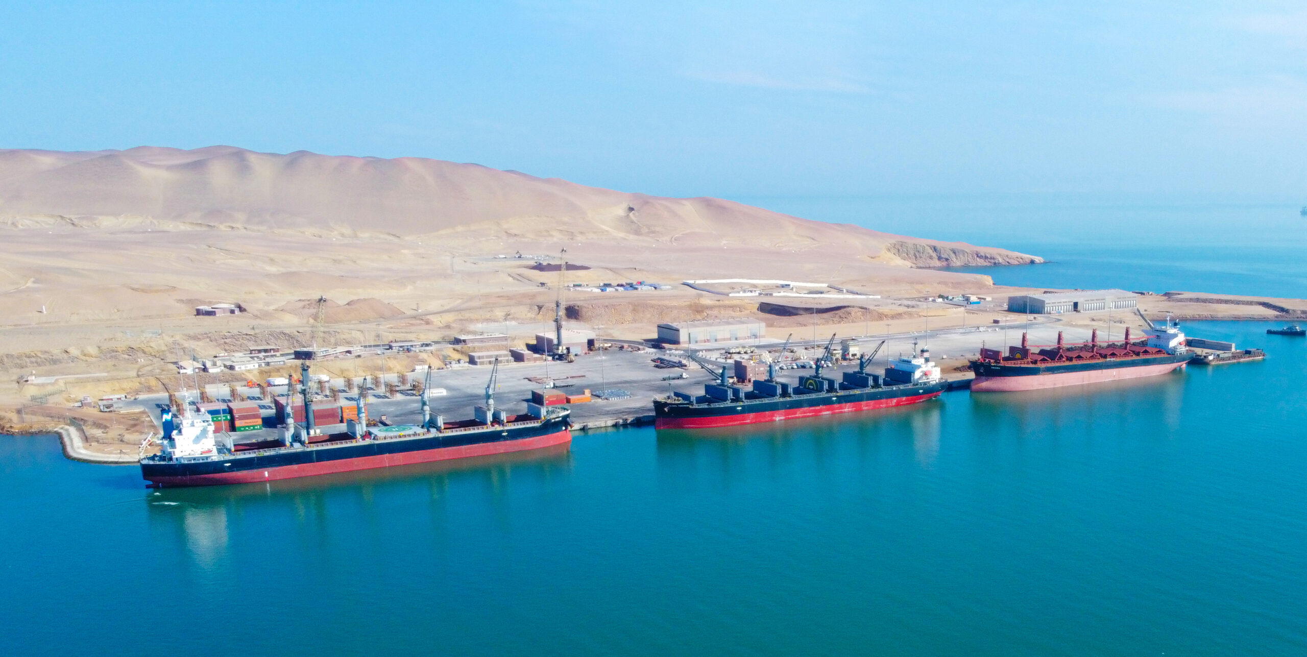 TERMINAL PORTUARIO PARACAS, PUERTO MODERNO Y SEGURO